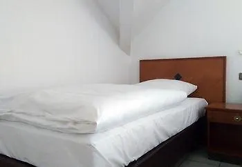 Tamara 3*